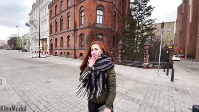 Soo qaadis dadweyne: Gabar qurux badan oo iPhone-ka loo wasay oo xuubsiibatay CleoModel