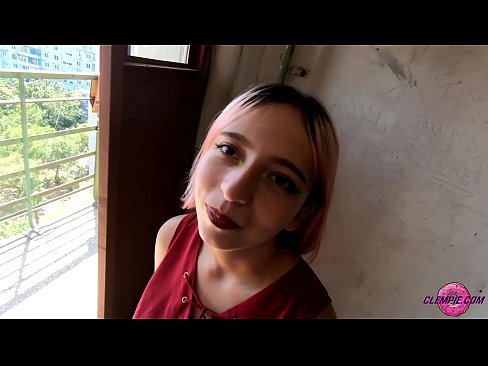 ❤️ Dareenka Ardayga ayaa ka nuugay qof qalaad oo dibadda jooga - Cum on wajigiisa ❤️ Galmo ❤